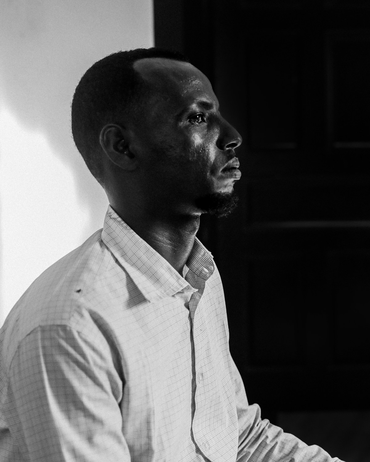 Shiilow Muse Ali, 35 years old, Luley's husband, poses for a photo in Mogadishu, Somalia, Wednesday, May. 10, 2023 ( Omar Faruk for The Intercept)